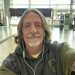 Meet your Posher, Ian